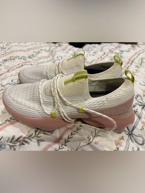 Women’s Sorel Kinetic Impact, size 10. Pink and white.